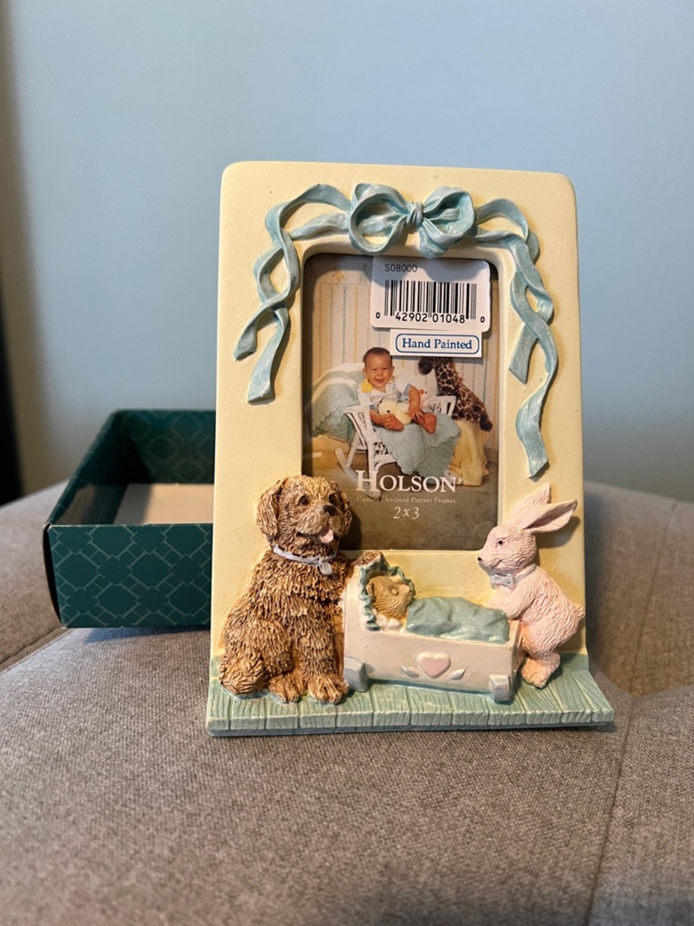 NWT Hand-Painted Pastel Nursery Photo Frame - Yellow & Blue Holds 2x3 photo